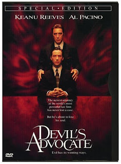 Обнаженная Шарлиз Терон В Церкви – Адвокат Дьявола (1997)