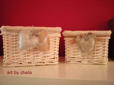* Art by Chela *: Customizando canastas de mimbre