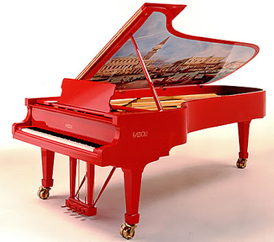 piano rouge