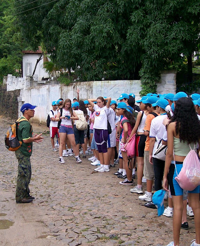 ORIENTAÇÕES PARA CAMINHADA EM TRILHAS