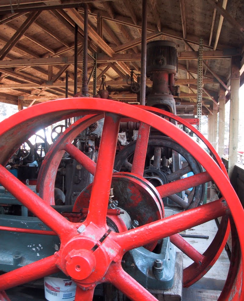 ORMOLULU Heavy Metal . . . Lynden Tractor Pull!!