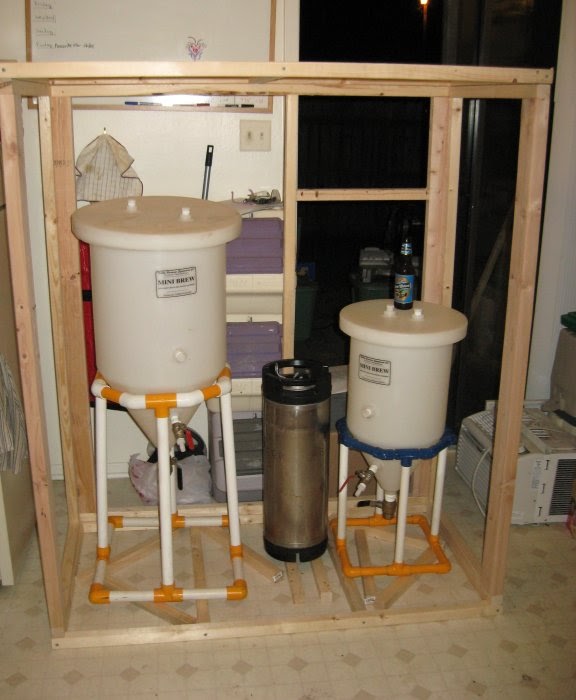 [loose_fit_skeleton.JPG]