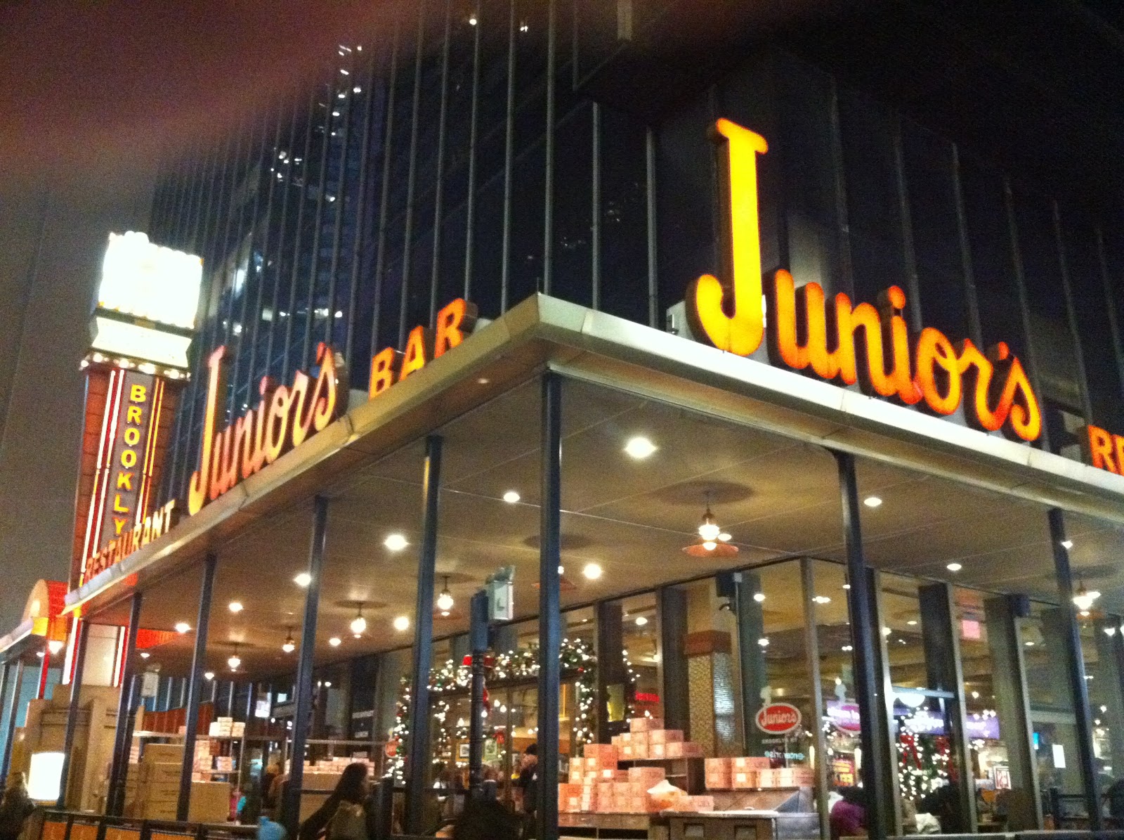 TASTE OF HAWAII JUNIORS CHEESECAKE NEW YORK CITY