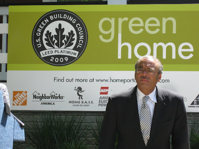 Mayor Coleman getting ready to