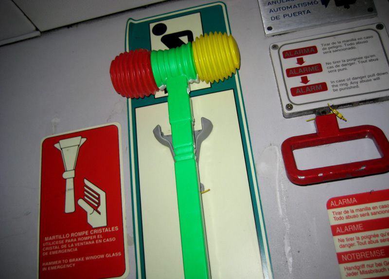 [martillo.jpg]