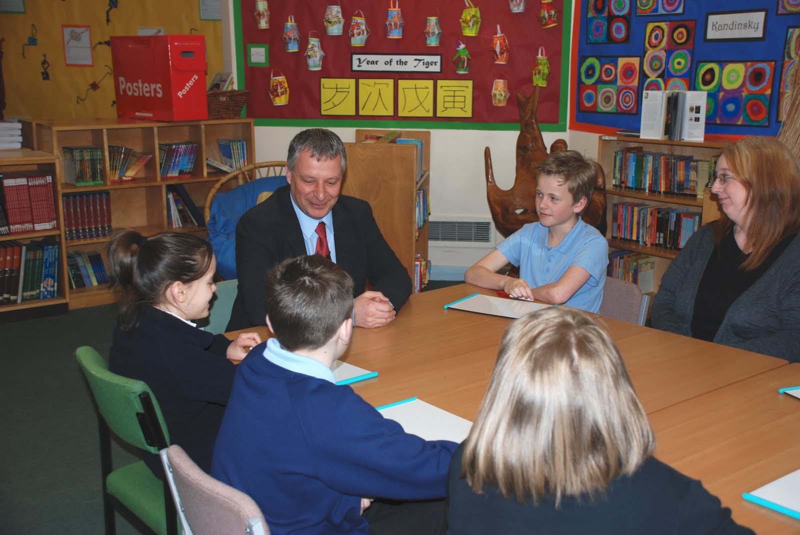 Standing up for Crewe and Nantwich DAVID WILLIAMS VISITS HUNGERFORD SCHOOL