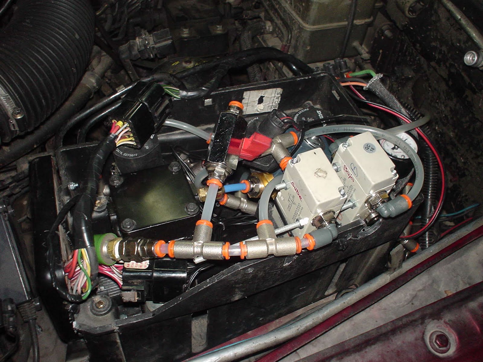 reparaciones suspension neumatica ranger rover reparacion bloque valvulas suspension neumatica