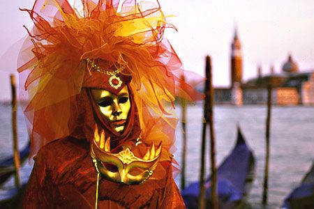 [carnavalveneza.jpg]