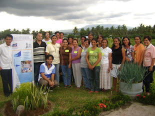 POVERTY, HEALTH AND CLIMATE IN ACTION: MAY PERA SA BASURA; MAY ORGANIC FOOD PA