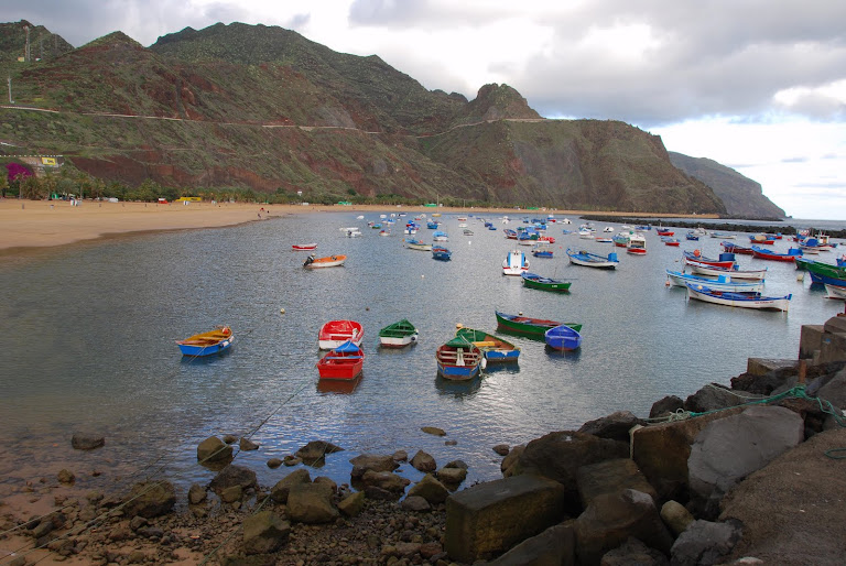 Barcas en Las Teresitas