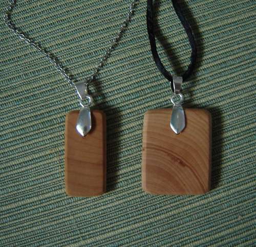 making wood necklaces