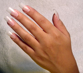 Procedimientos Básicos para Aplicar Uñas de Gel Procedimientos Básicos para Aplicar Uñas de Gel