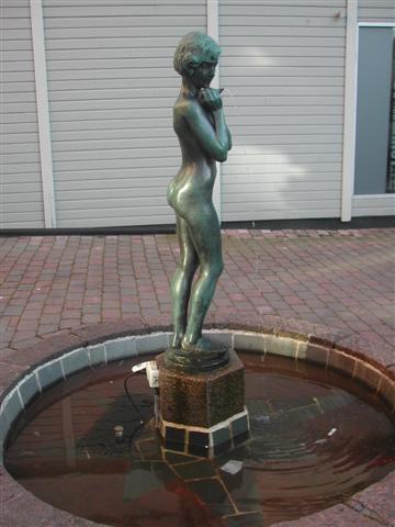 [dscn4319+(Small).jpg]