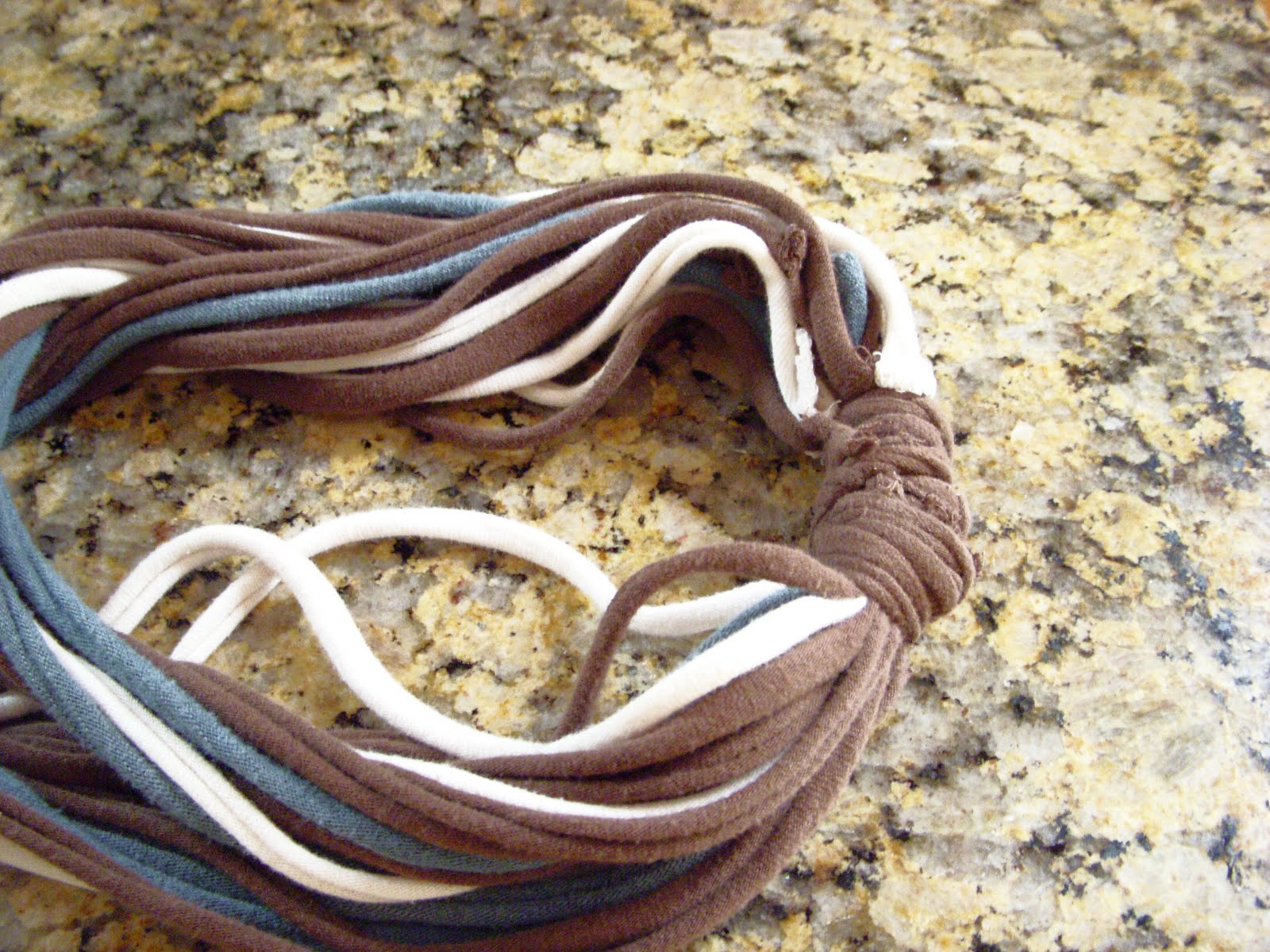 Hope Studios Easy TShirt Necklace Tutorial