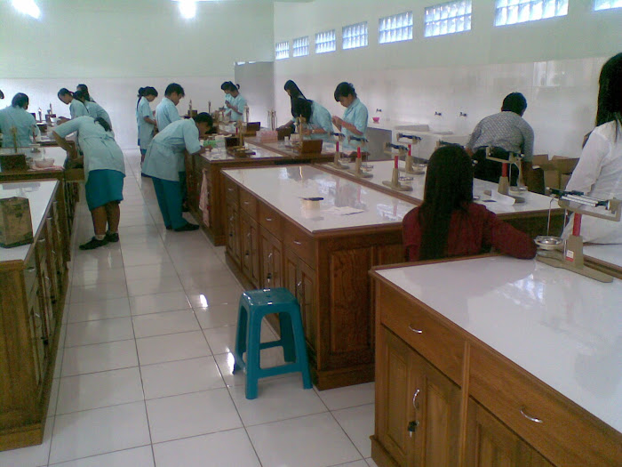 LABORATORIUM ILMU RESEP