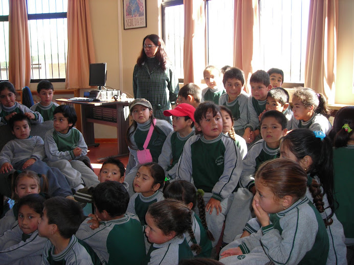 tia julieta  y alumnos de kinder "C"
