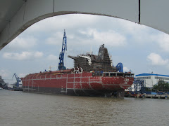 A very BIG SHIP