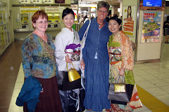 Jean and Karla with Japanese girls