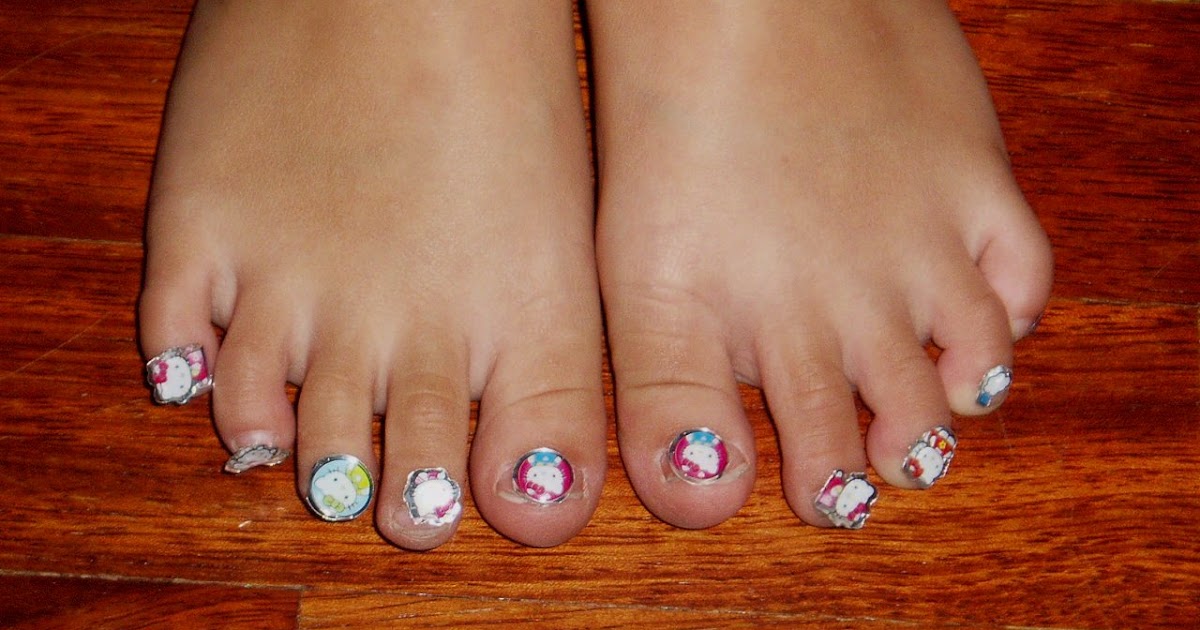 A Mom's Diary: Home pedicure service, anyone?