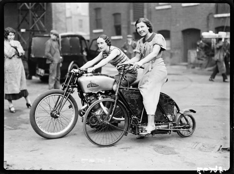 vintage_motorcycle_women.jpg