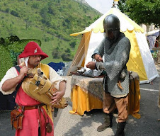 La Brigue fête médievale, troubadour et chevalier