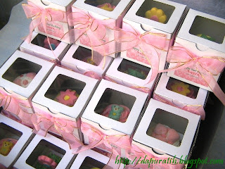 my sweet-little-warm kitchen: Souvenir Cupcake Satuan, Murah &amp; Cantik! :-)