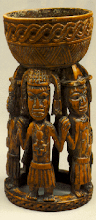 WOOD STATUE 1