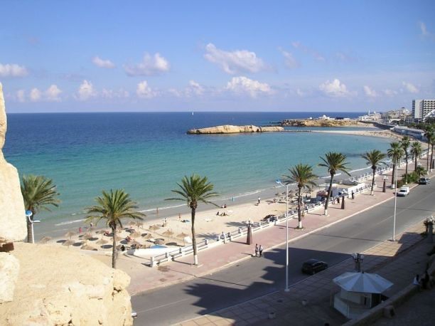 LE CORNICHE DE MONASTIR