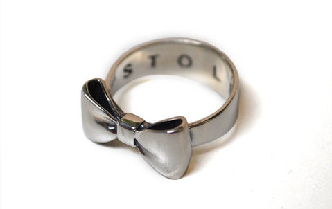 bow_tie_silver_ring_side_large.jpg