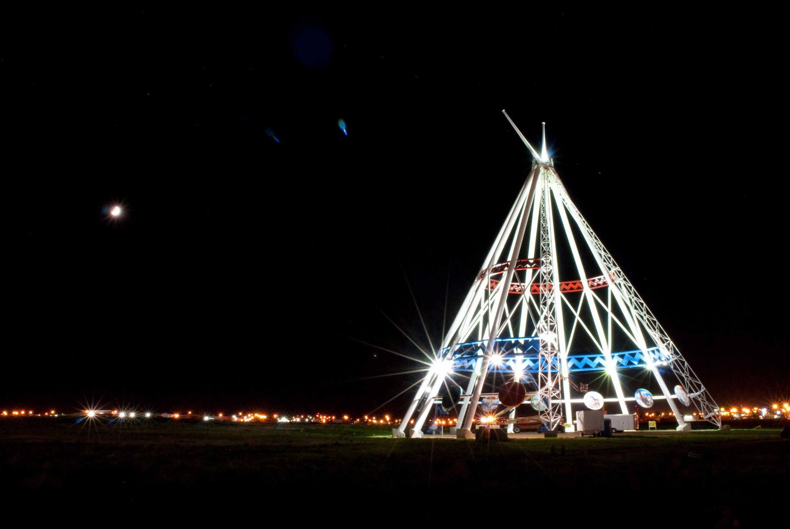 Luke Hansen Photography The Worlds Largest Teepee