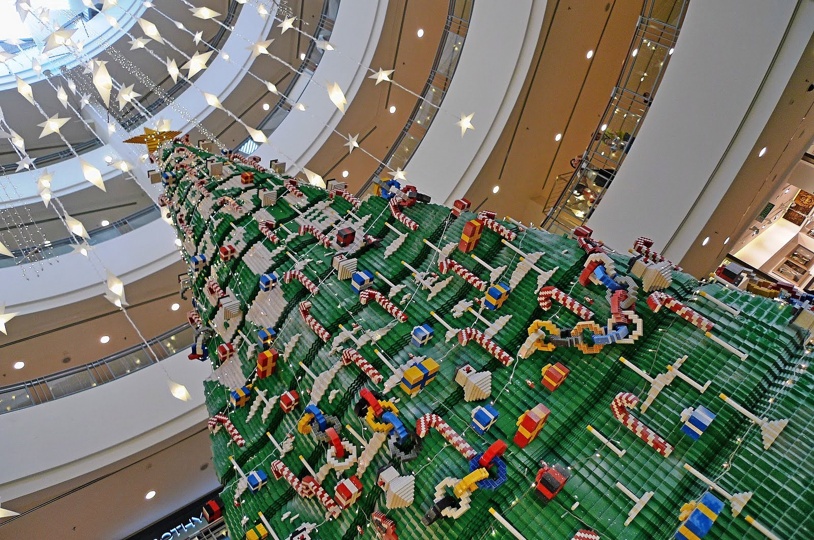 Lego to stage shopping centre tour My Very First Blog: 2010 Christmas Decorations In Klang Valley Malls