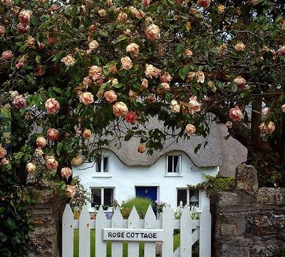 Marie Arden Pink Living Another Cozy English Cottage Is Pink