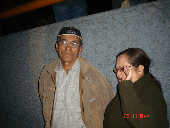 Los esposos  Víctor Paredes y Itala Zuñiga Segura
