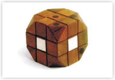 Quem inventou o cubo mágico?