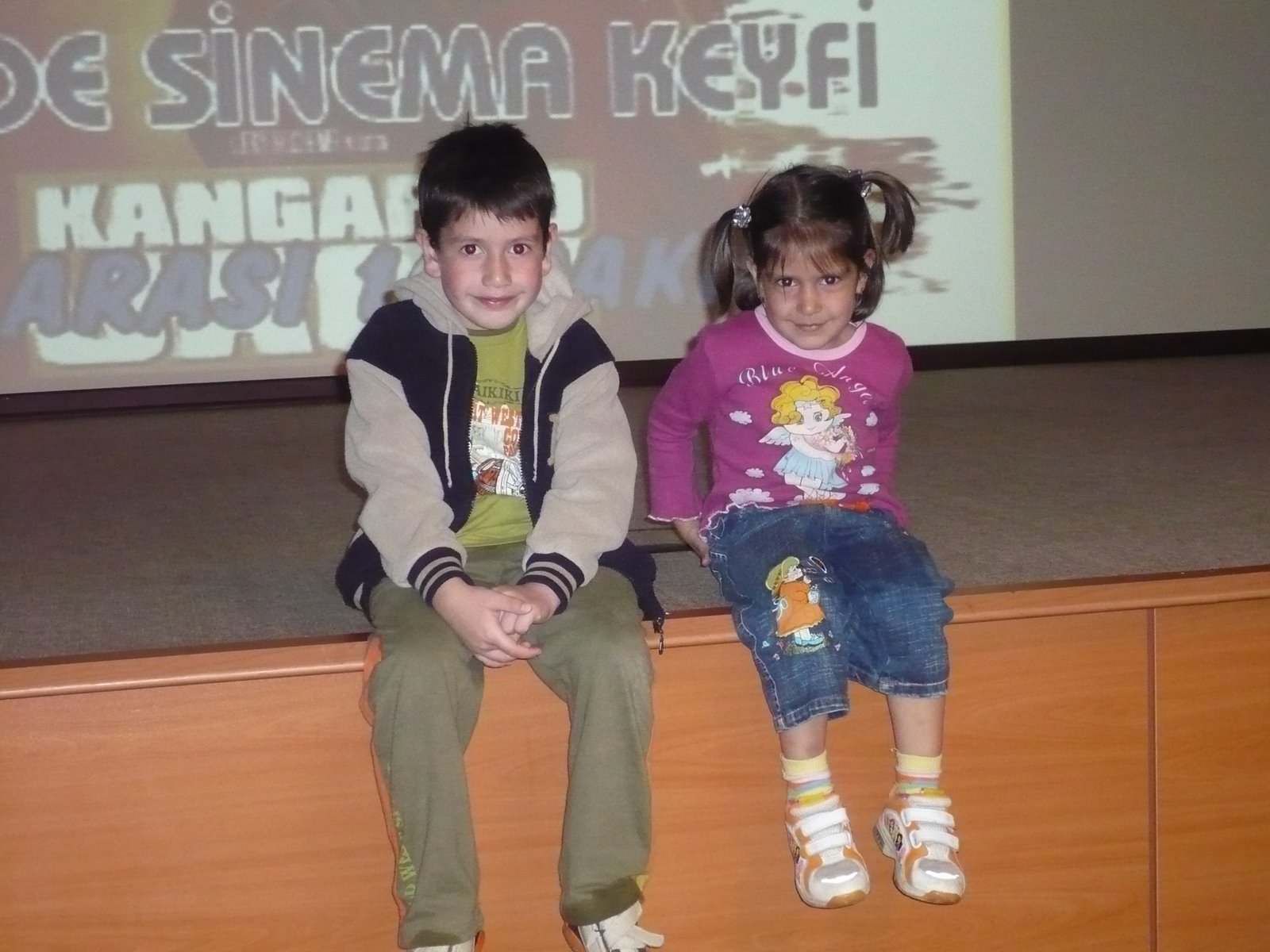 [P1030023.JPG]
