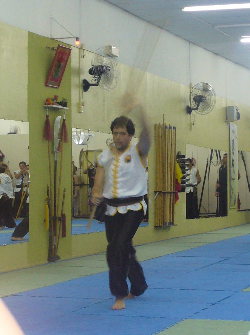 [P1060292a.JPG]