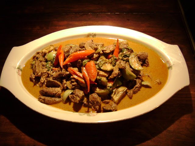Red curry beef with eggplant Thai basil