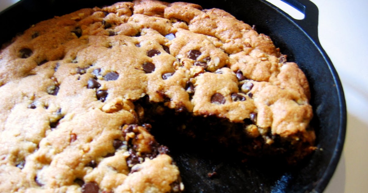 My Messy, Thrilling Life Cast Iron Skillet Cookies