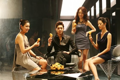 Kim Hyun Joong nos invita a comer pollo Cf+vover
