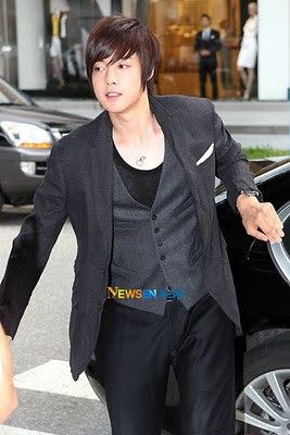 Hanazawa Rui Ya Conoce a Yoon Ji Hoo!!! Meetoguri+6