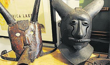 Koleksi kejam | Guernsey’s Auction | Arlan Ettinger | Agensi Perisikan Pusat Amerika (CIA) | Seram, Misteri, Hantu, Ngeri, Pelik | YouTube - ikan / fish pelik tsunami | Pelik Misteri | PELIK DAN AJAIB | Gambar Lawak, Pelik Dan Panas | Pelik Videos | bayi pelik | Masyarakat Pelik | Cerita Pelik, Hantu & Misteri | Gambar Pelik Masa Kini | peristiwa pelik, ganjil, weird, mysterious MALAYSIA