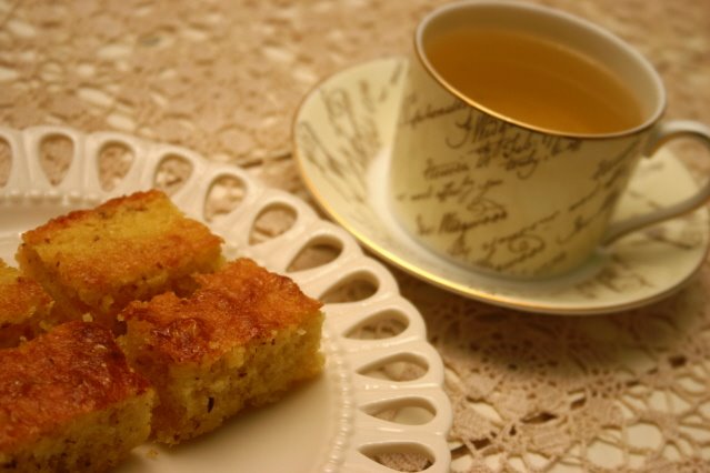[almond+cake+and+tea.jpg]