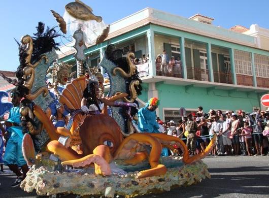 [carnavalmindelo.jpg]
