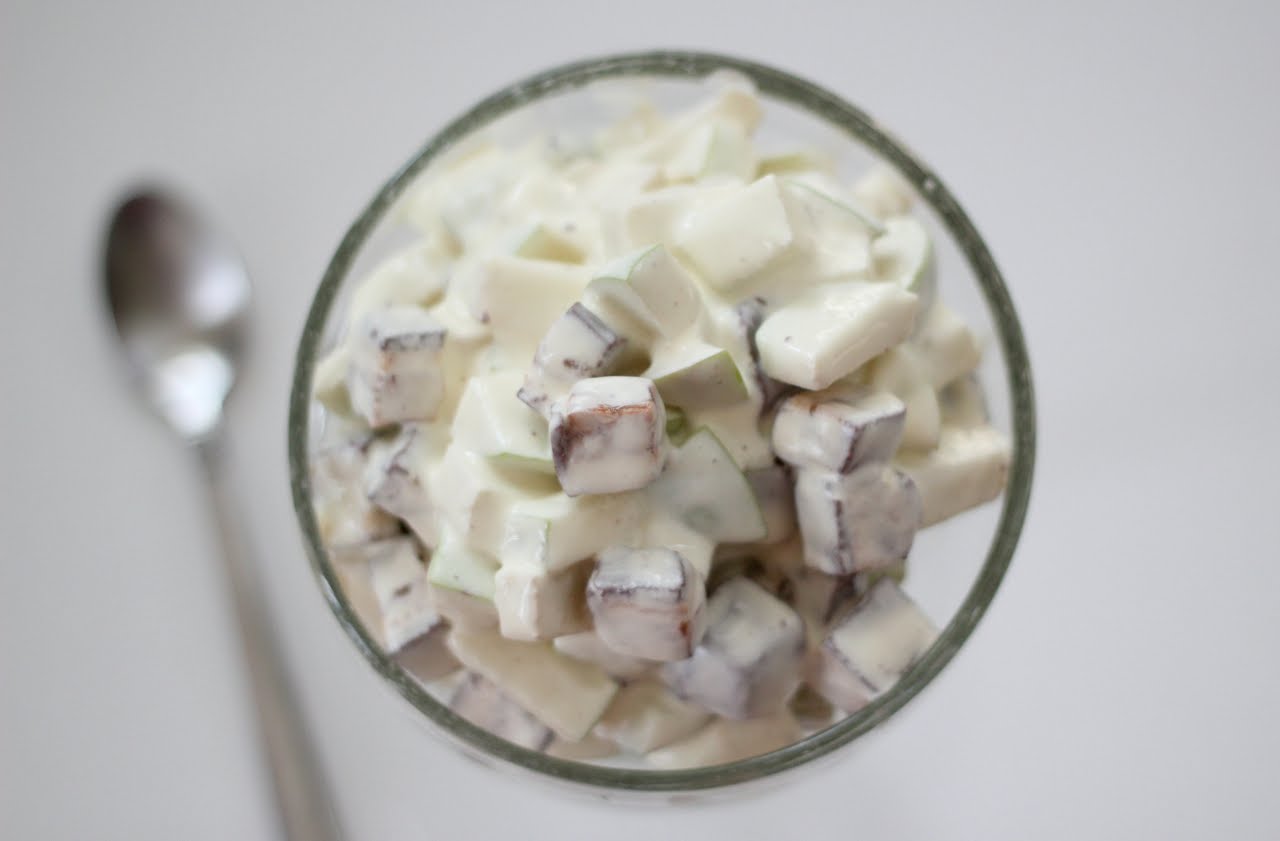 Talkin' Chow Playin' House Snickers and Granny Smith Apple Salad