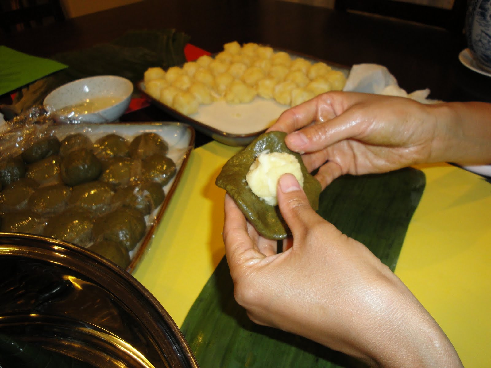 Gửi bánh gai đi Úc nhanh chóng tiết kiệm