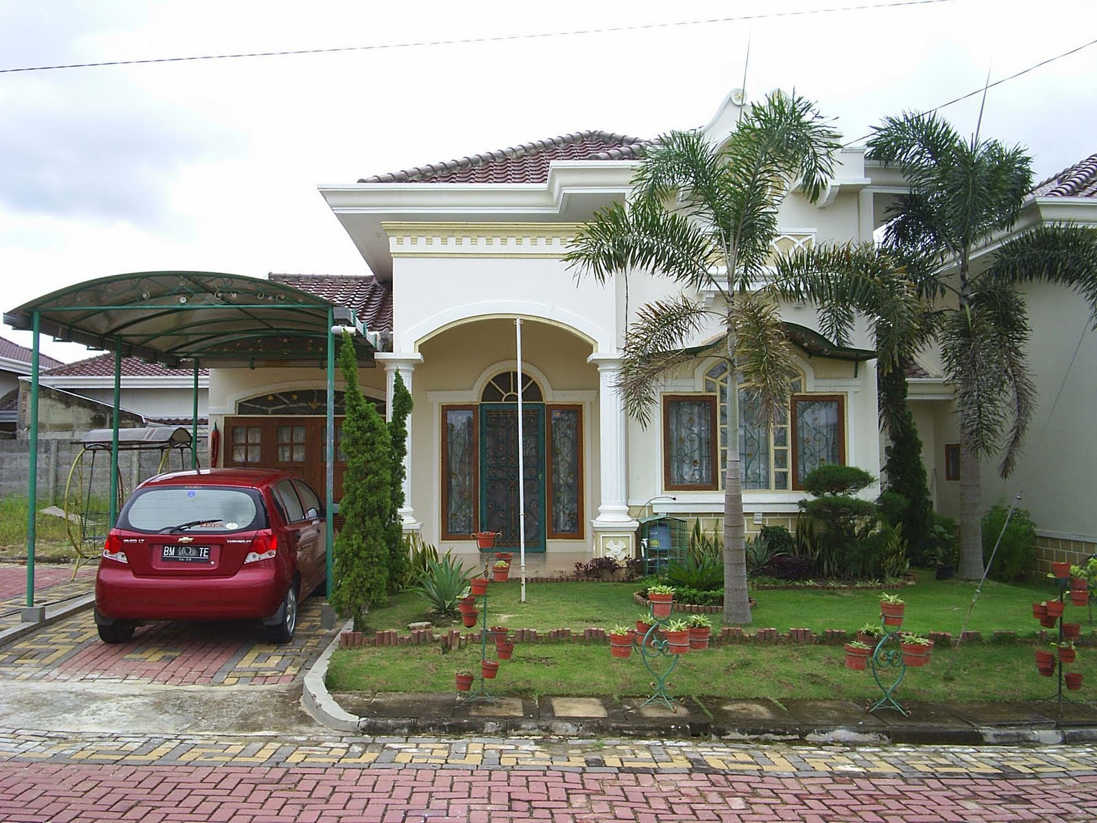 "Rumah Impian Pekanbaru Menanti: Klik & Temukan!" "Rumah Impian Pekanbaru Menanti: Klik & Temukan!"