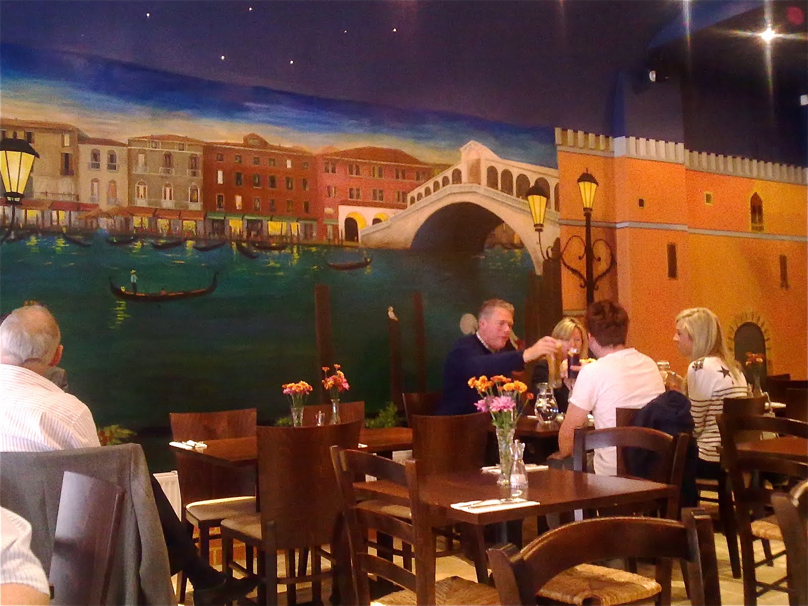 AngelaLansburyAuthorDiary RIALTO Restaurant, another great restaurant