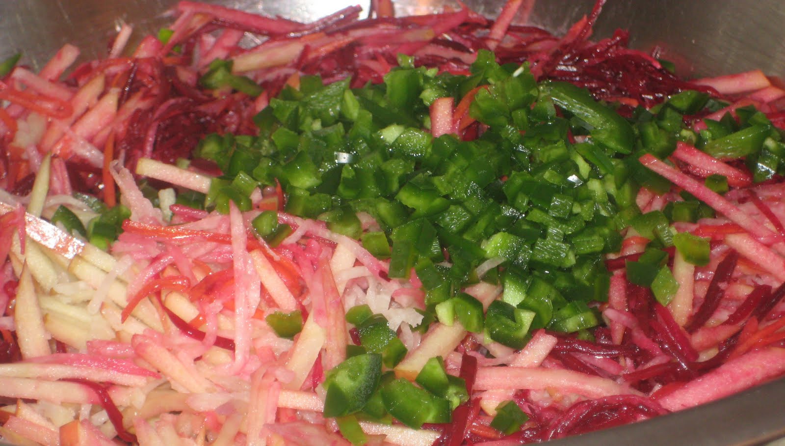 Tracy Reifkind's Training Food and Thought Raw Beet, Apple and Jicama