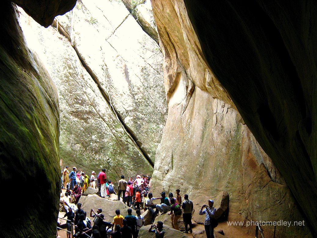 edakkal caves photos