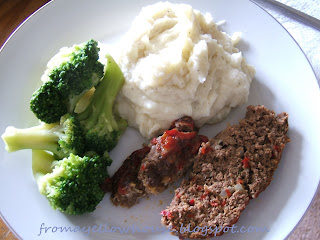 meatloaf mash potatoes broccoli